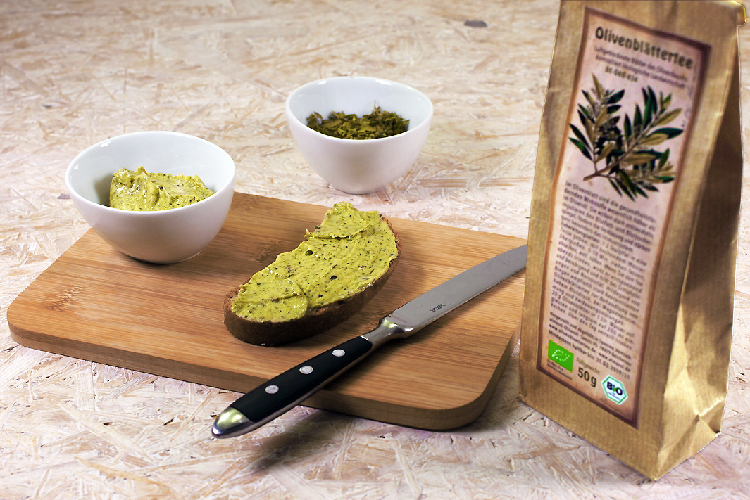 Etwas besonderes ist eine selbstgemachte Kräuterbutter mit arve™ Bio Olivenblättertee.